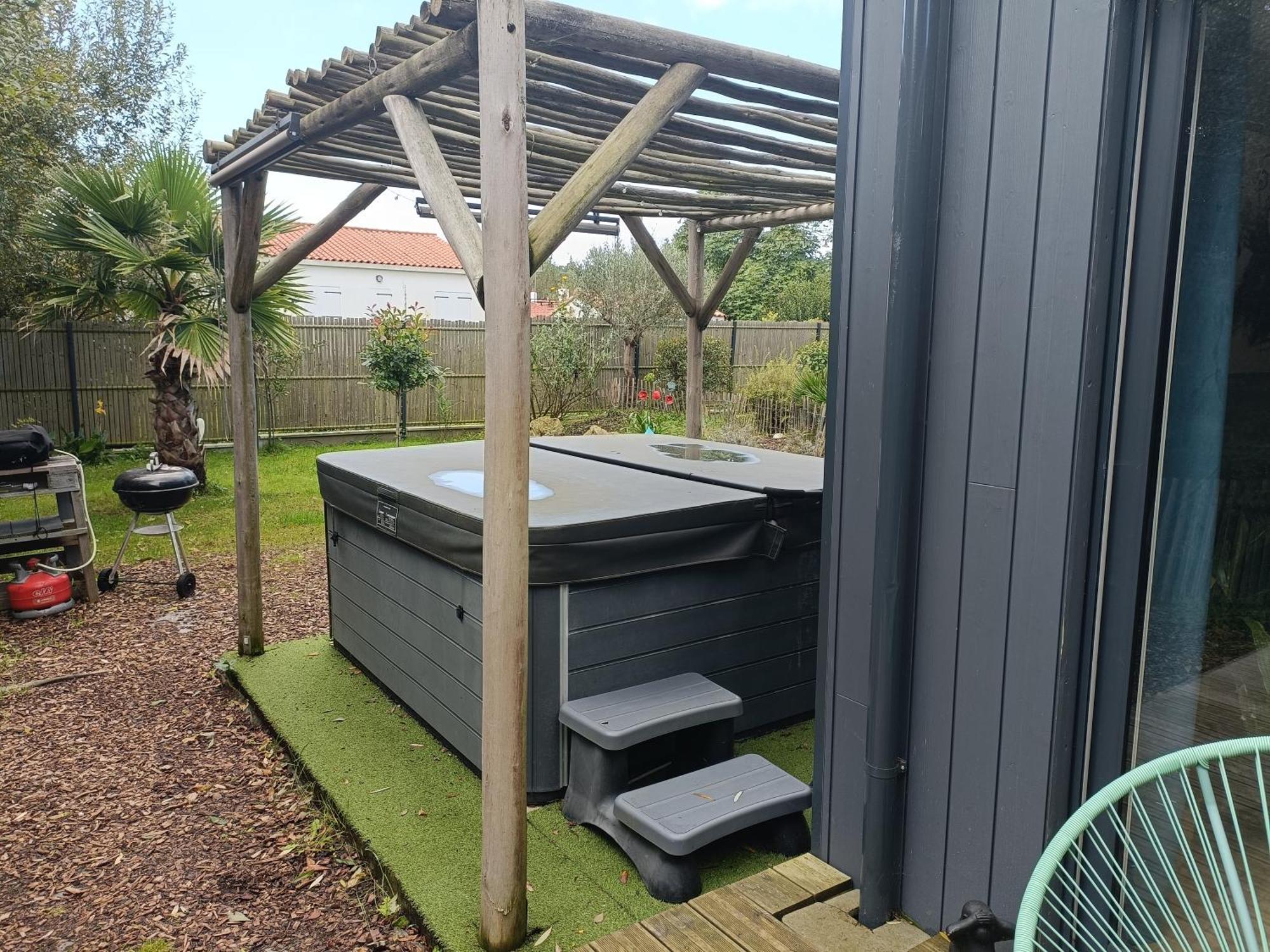 Apb Spa Locations Avec Jacuzzi Privatif Saint-Jean-de-Monts Luaran gambar